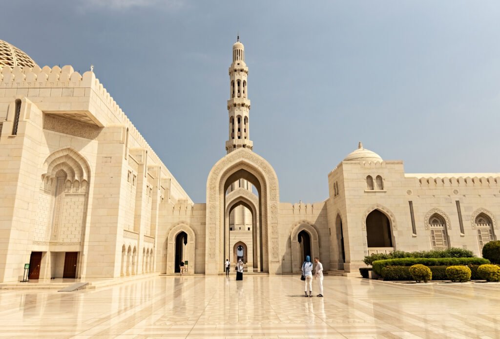 sultan qaboos grand mosque architecture details muscat oman